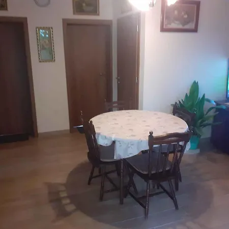 In - Balaton 18183 Balatonboglár