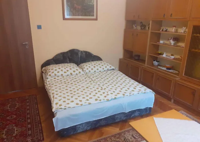 In - Balaton 18183 * Balatonboglár