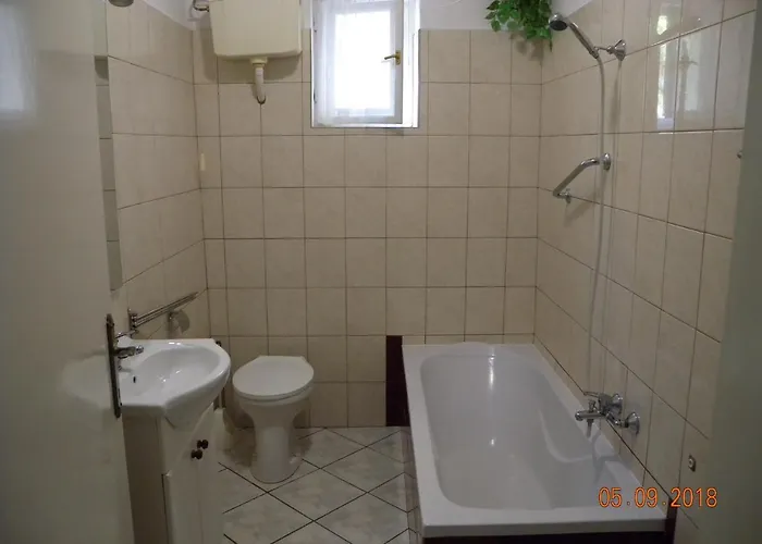 In - Balaton 18183 Apartament